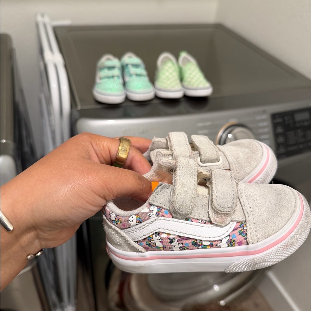 Vans Kids Beige and Pink Cartoon Sneakers